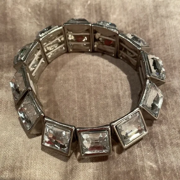 Chunky Stretch Bracelet - Picture 5 of 5